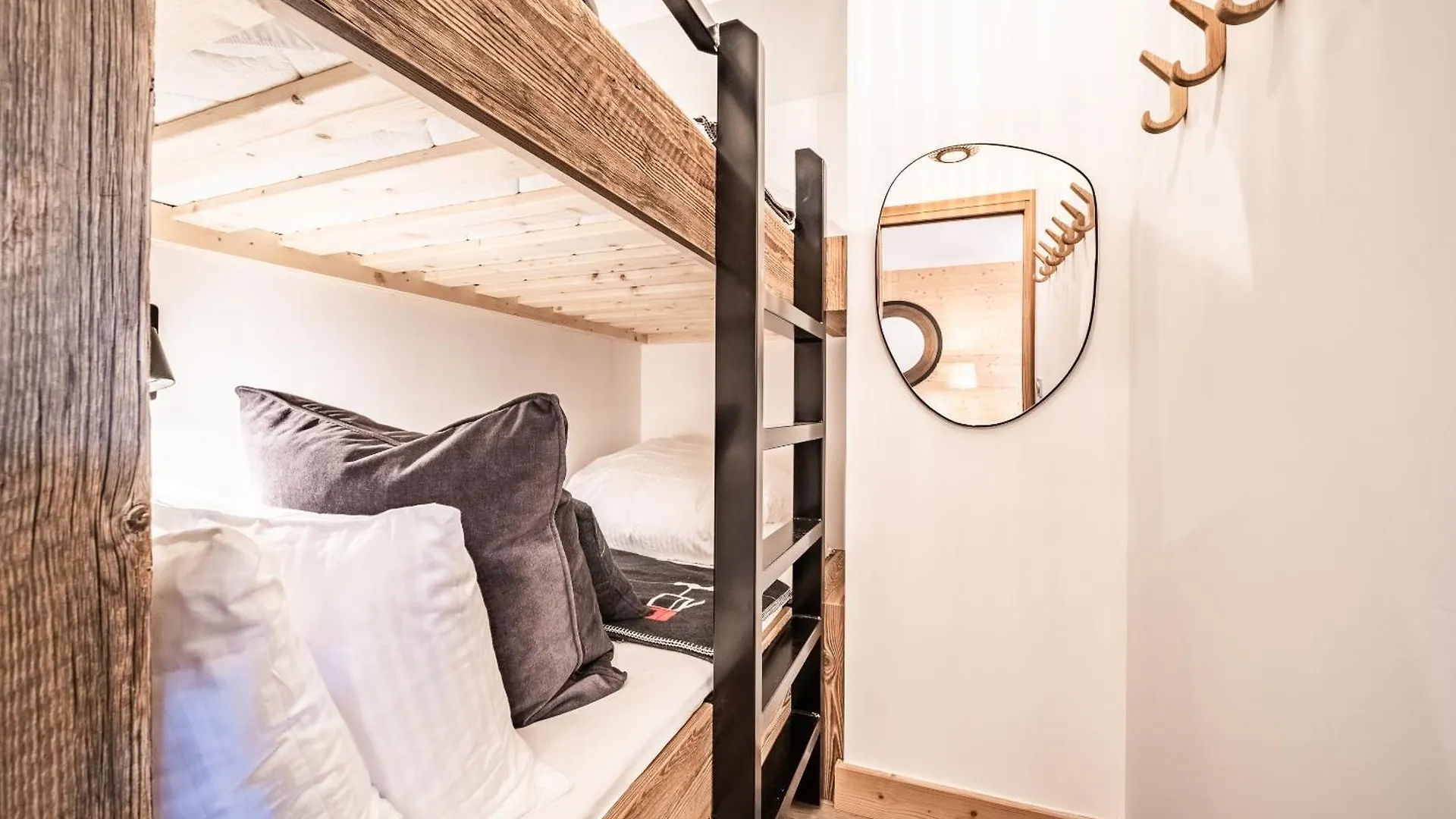 Apartment Altum, Morzine - By Emerald Stay