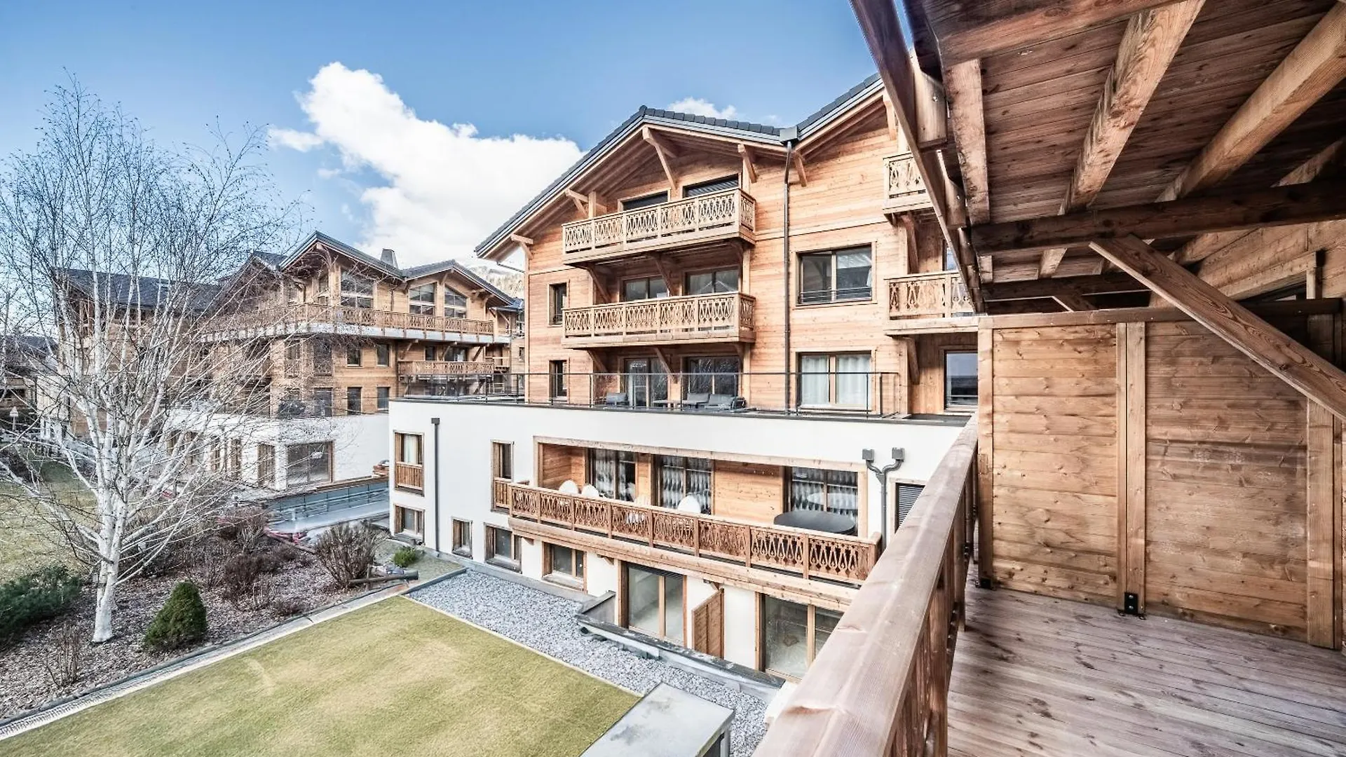 Apartment Altum, Morzine - By Emerald Stay France